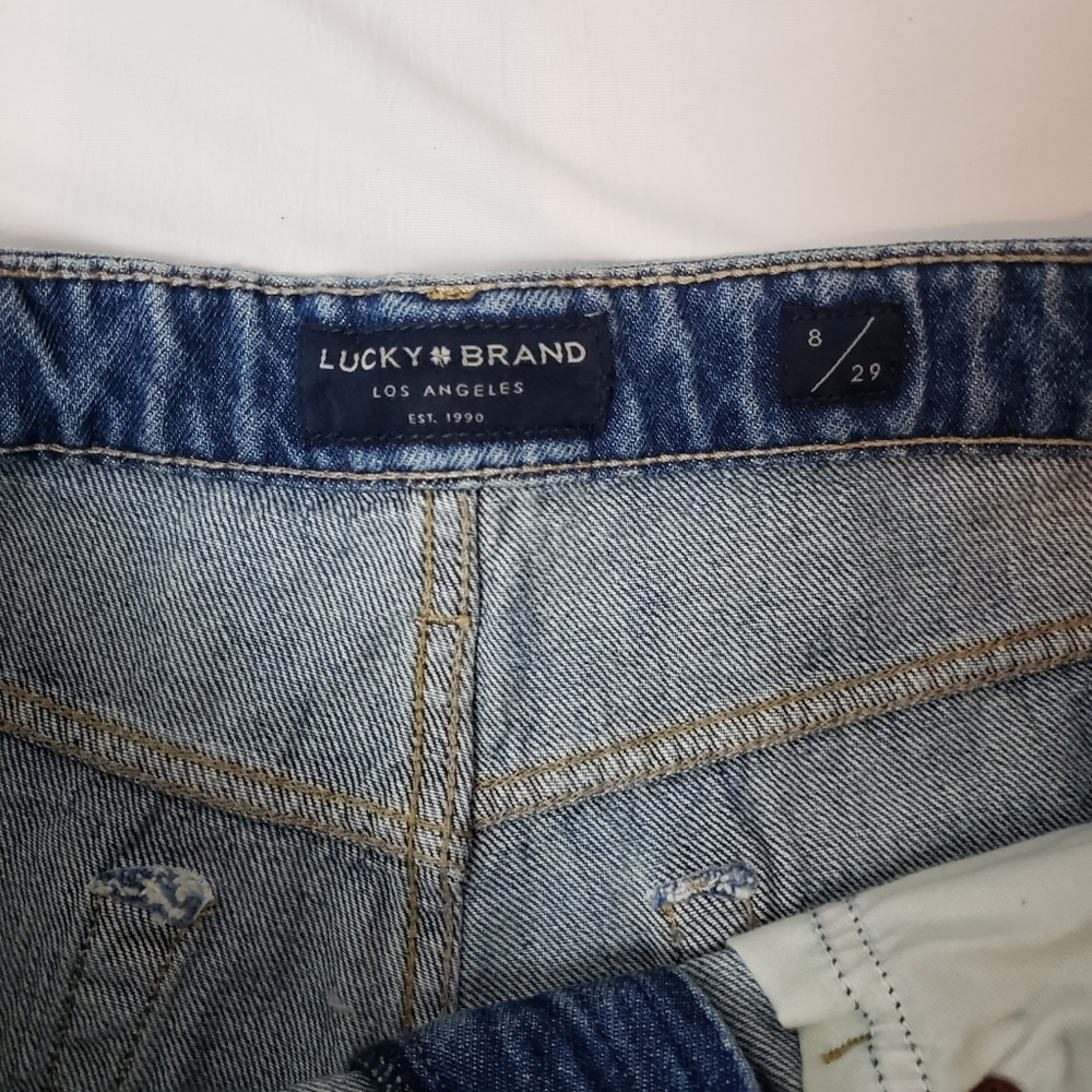 Lucky Brand Boyfriend High Rise Distressed Jean Shorts Size 8 NWOT - Picture 5 of 9
